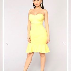 Fashion nova size s yellow dress
